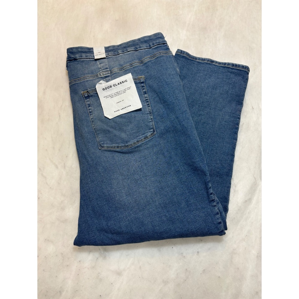 Good American Straight Leg Jeans in Medium Blue
